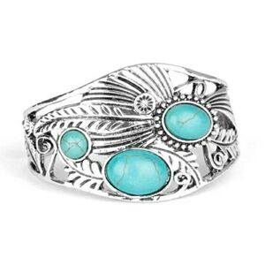 Elegant Silver and Turquoise Women's Bracelet